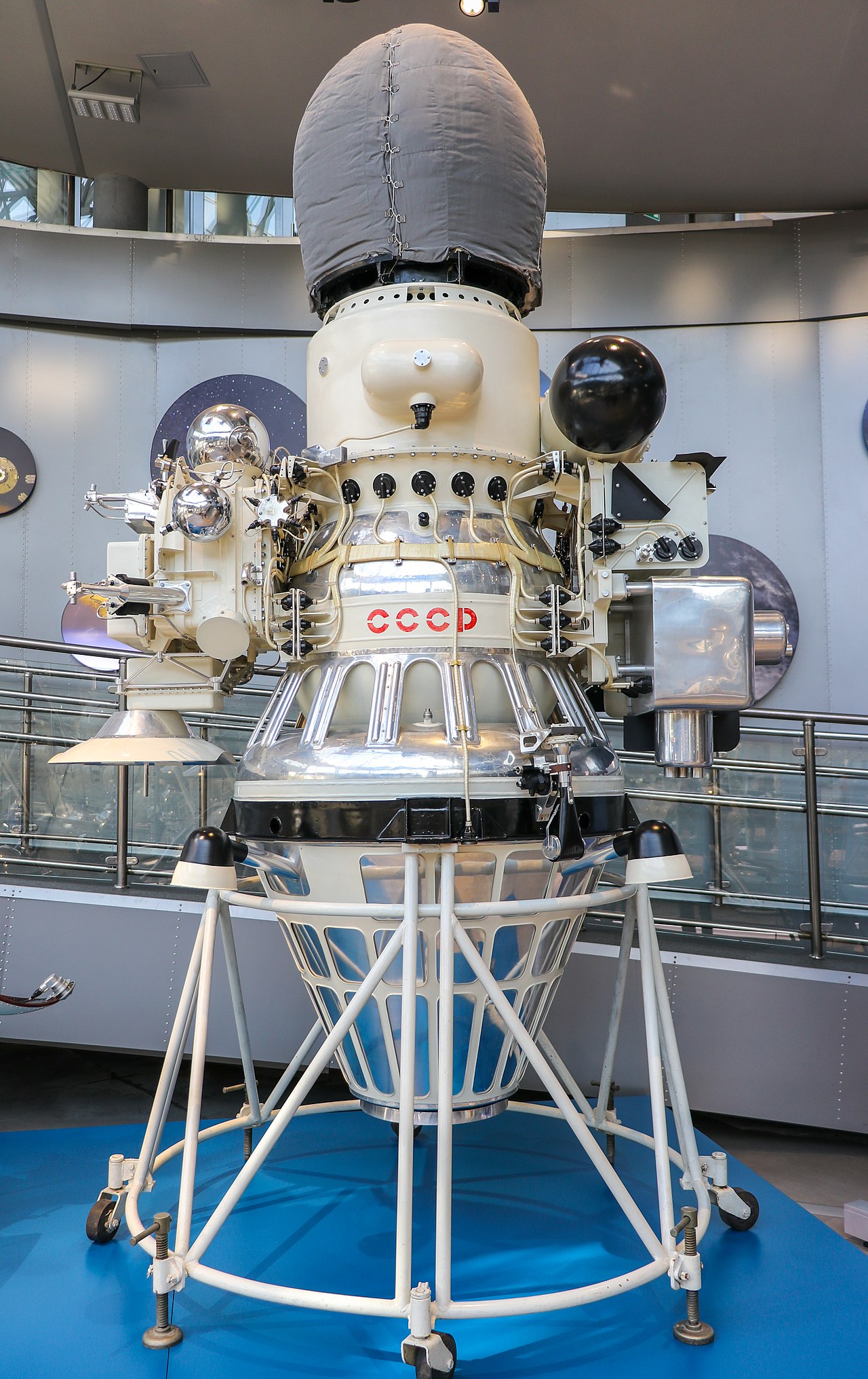 Luna 9